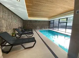 Depto a pasos de la playa, piscina, jacuzzi y patio