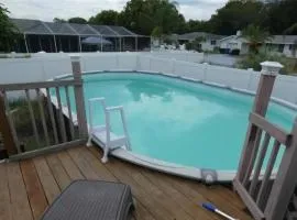 Beautiful specious pool house, feel home