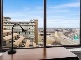 Business District Modern Apartment
