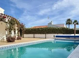 #278 Fonte dos Leoes by Home Holidays