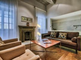 10 Strait Street Apartments