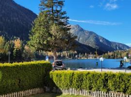 Mes petits nids, strandhotell i Champex