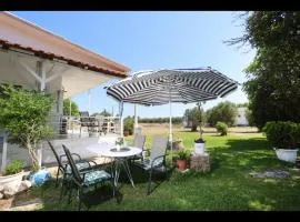 Family House - Παραθεριστικό Κατάλυμα