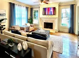 Luxury Buckhead executive Oasis for Family or work
