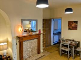 Apartment with Outside Patio and Car Space