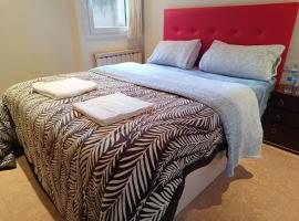 Habitación privada con baño privado, hôtel à Vilanova del Camí