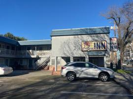 American Inn Sacramento Downtown, hotell sihtkohas Sacramento lennujaama Sacramento Executive Airport - SAC lähedal