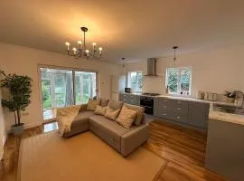 Cosy Bungalow Retreat