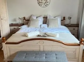 Minimalist Cozy Apartment near Frankfurt