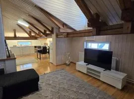 Idyllinen kaksio Neristanissa