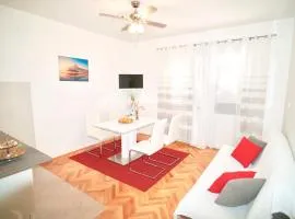House Mariposa Trogir-Seget