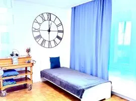 WelcomeToMessePremium Three Bedroom Apartment