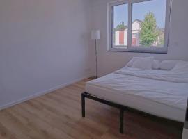 Haus 42 C Near Düsseldorf Messe & Airport, Hotel in Ratingen