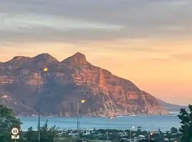 Macey Stay - The Boardwalk Hout Bay