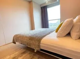 1BR Executive Suite Beside Okada & Solaire - 4pax