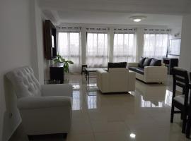 Résidence Le 5ème Ciel, hotel v destinaci Douala
