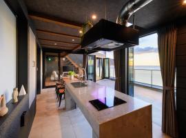 VILLA IZU Zessei - VILLA IZU 絶青، فندق في إيتو