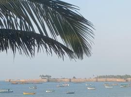 Malvan Beach Homestay, hotel in Malvan