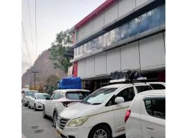 Jai Badri Vishal Hotel and Restaurant, Pipalkoti