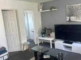 Cosy 1 Bedroom Bungalow Between Basildon & Wickford