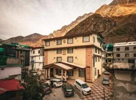 New Hotel Snow Crest