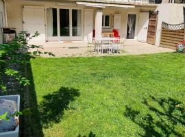 Le Coccoon'Ain - RDC avec jardin privé, hotel u gradu Virignin