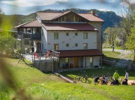 Rest And Ride, hotel v destinaci Robidišče