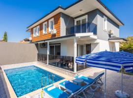 Villa Azalea 2, hotelli kohteessa Ortaca