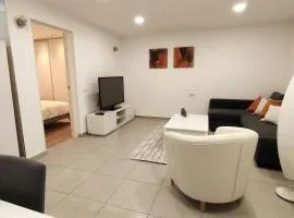 Cozy detached apartment with pool