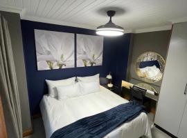 51 Carrington Flat, hotel in Kimberley