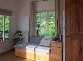 Bighani House with Panoramic Ocean View, San Juan, hotel i San Juan