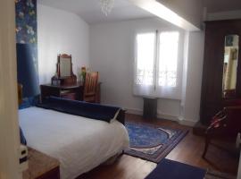 Maison Deux, hotel a Abzac