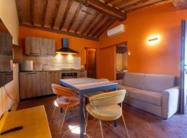Appartamento CORBEZZOLO، فندق في أسكيانو