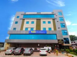 FabHotel Pride Inn Financia - Nr DLF Cyber City, Gachibowli