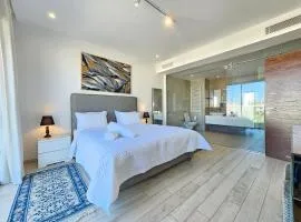 Stylish luxe house with gardens in la Marsa