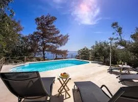 Villa Limanaki Lavrion Port
