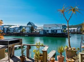 Knysna Quays Waterfront Accomodation, hotel i Knysna