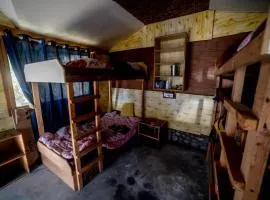 Manali Calling Cafe, wooden huts and hostel