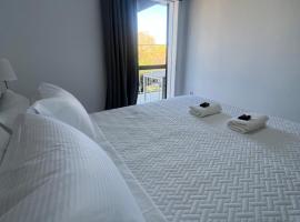 Varkiza Zen Space, hotel in Vari