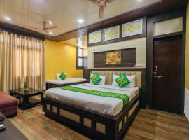 Treebo Saumendra Residency, hotel near Lal Bahadur Shastri International Airport - VNS, Varanasi