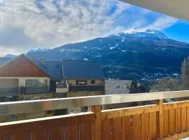 T3 apartment with balcony in Briançon