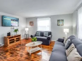 Comfortable Home In the Suburb close to Dwtn and Airpo