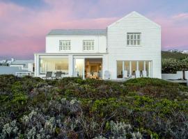 Yzer Beach House, hotel v destinaci Yzerfontein