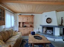 Laax Chalet by Quokka 360 - Charming Chalet with private patio