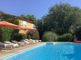 La Sokina – hotel w mieście Grimaud