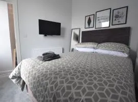 Central, Contractor&family Friendly, Smarttv