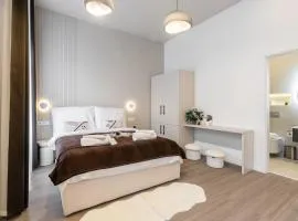 Oasis Luxe Boutique Suites by BQA