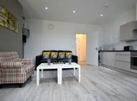Dwell Living Mowbray
