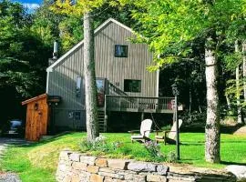 6BD 3BA - Mount Snow VT - Ski-Back Trail - Shuttle