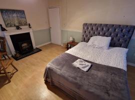 Burnett House - 4 Bed Flat, hotel in Seascale